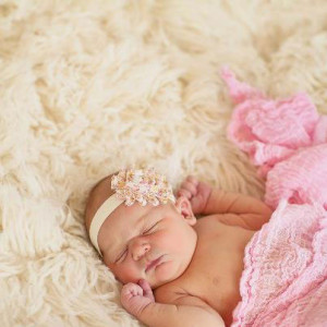 home-birth_Tristian-Ellani-Annavay_Annavay-Newborn-Pic